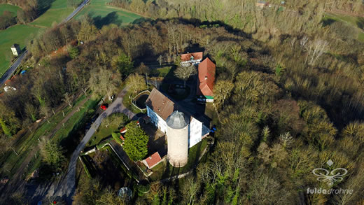 Luftaufnahme der Woche ~ KW 14/2021 ~ Schloss Neueunstein