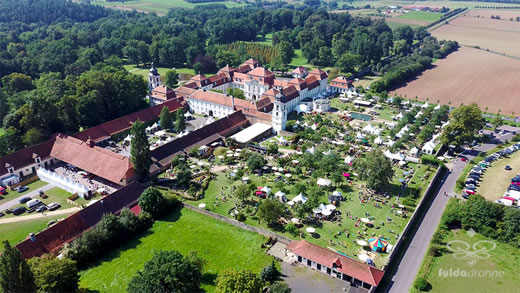 Luftaufnahme der Woche ~ KW 36/2021 ~ „Das Fürstliche Gartenfest“ auf Schloss Fasanerie