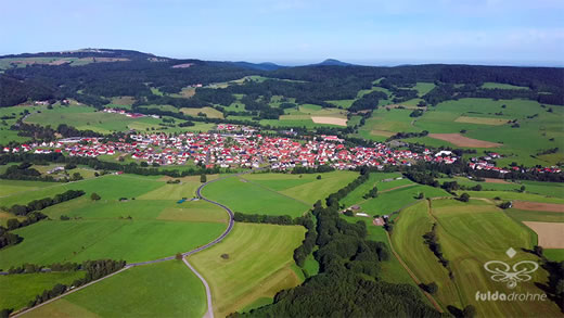 Luftaufnahme der Woche ~ KW 45/2021 ~ Wüstensachsen in der Rhön (Gemeinde Ehrenberg)