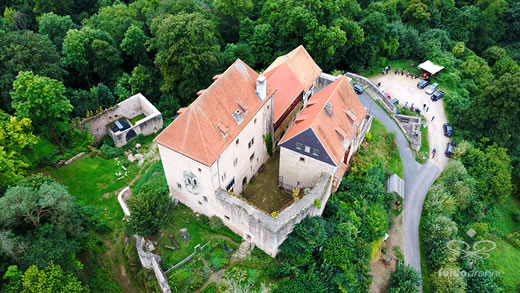Luftaufnahme der Woche ~ KW 47/2021 ~ Die „Tannenburg“ bei Nentershausen, die eigentlich „Burg Tannenberg“ heißt