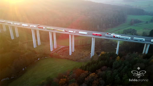 Luftaufnahme der Woche ~ KW 48/2021 ~ Die Döllbachtalbrücke der A7 südlich von Fulda