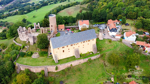 Luftaufnahme der Woche ~ KW 50/2021 ~ Die Burg Schwarzenfels im gleichnamigen Ortsteil von Sinntal