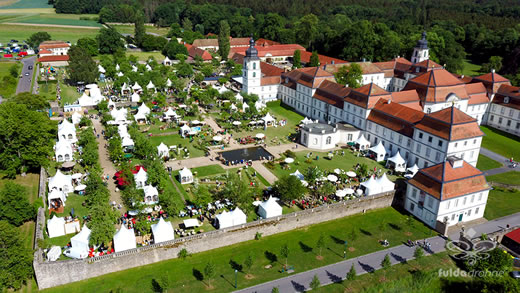 Luftaufnahme der Woche ~ KW 22/2022 ~ „Das Fürstliche Gartenfest“ auf Schloss Fasanerie