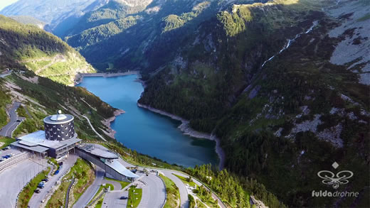 Luftaufnahme der Woche ~ KW 28/2022 ~ Das „Berghotel Malta“ im Maltatal an der Kölnbreinsperre in Kärnten